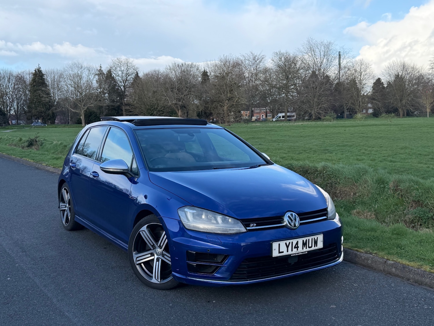 Used Volkswagen Golf 2014 for sale - 77881502: Photo 1