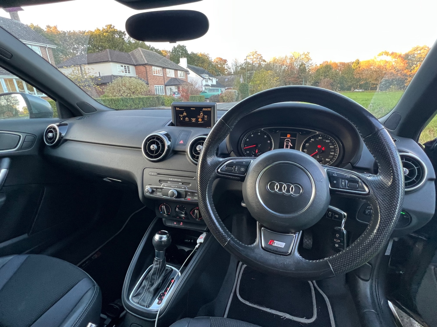 Used Audi A1 2011 for sale - 76377147: Photo 15