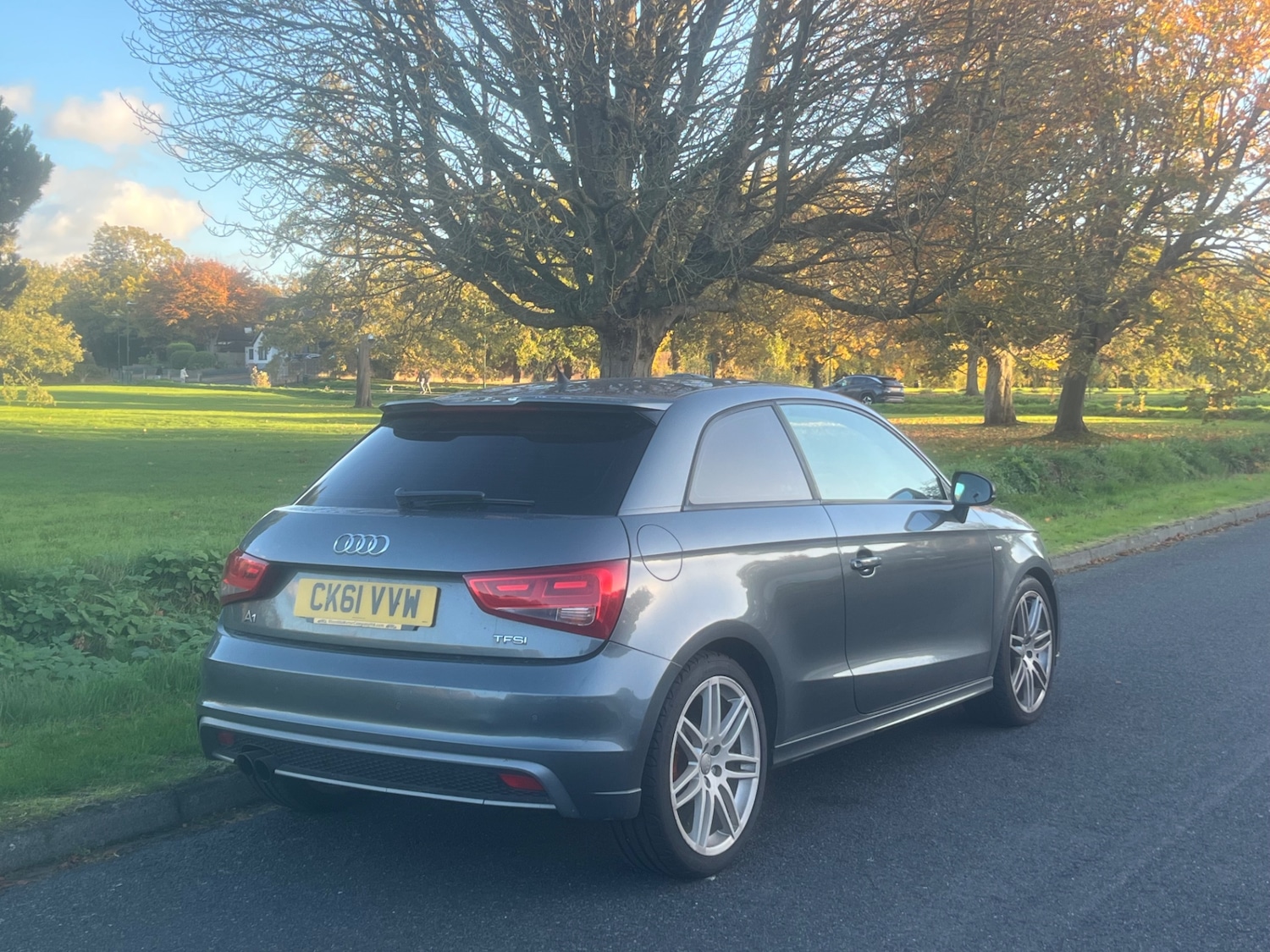 Used Audi A1 2011 for sale - 76377147: Photo 5