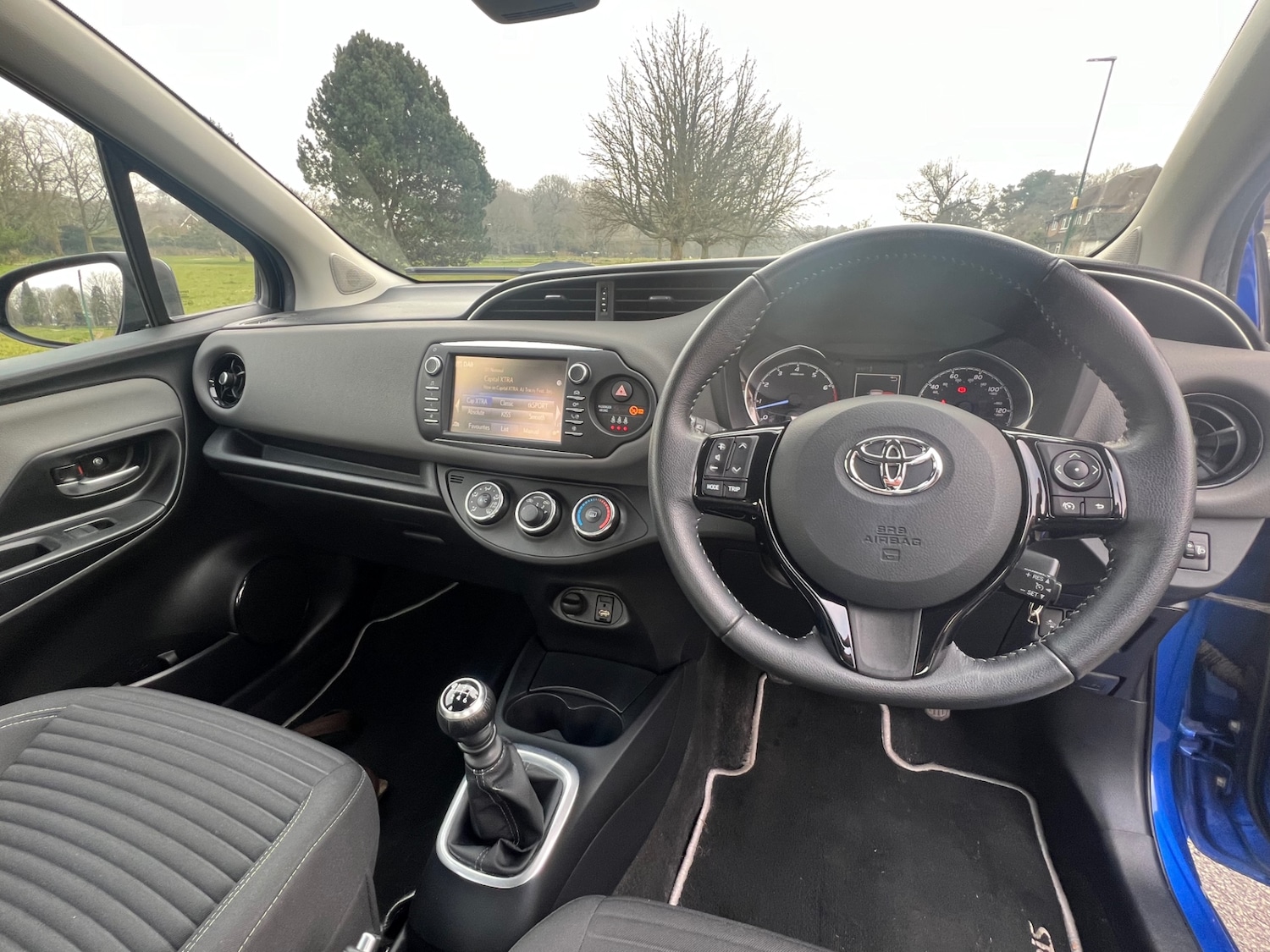 Used Toyota Yaris 2018 for sale - 76987127: Photo 15