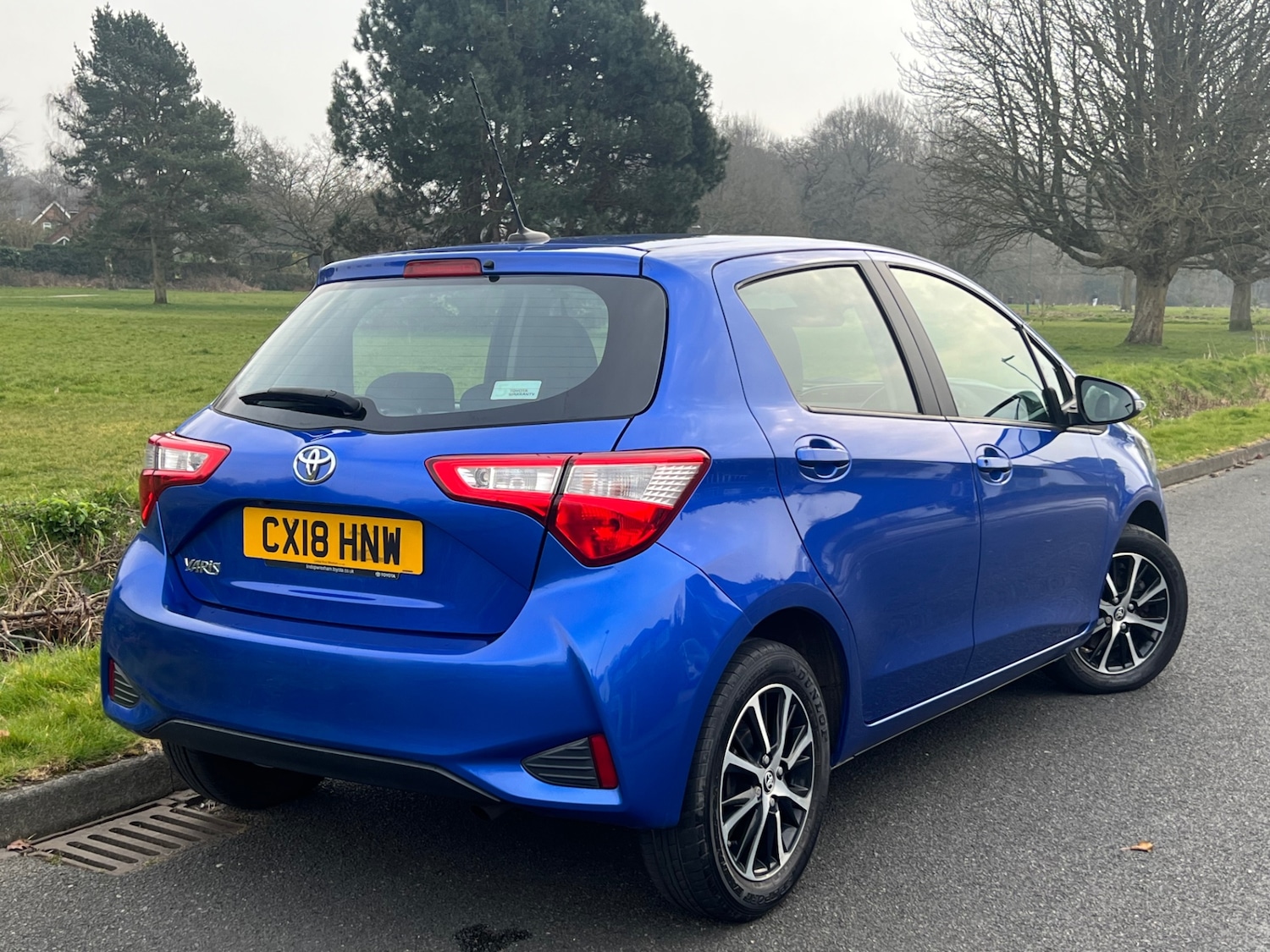 Used Toyota Yaris 2018 for sale - 76987127: Photo 5