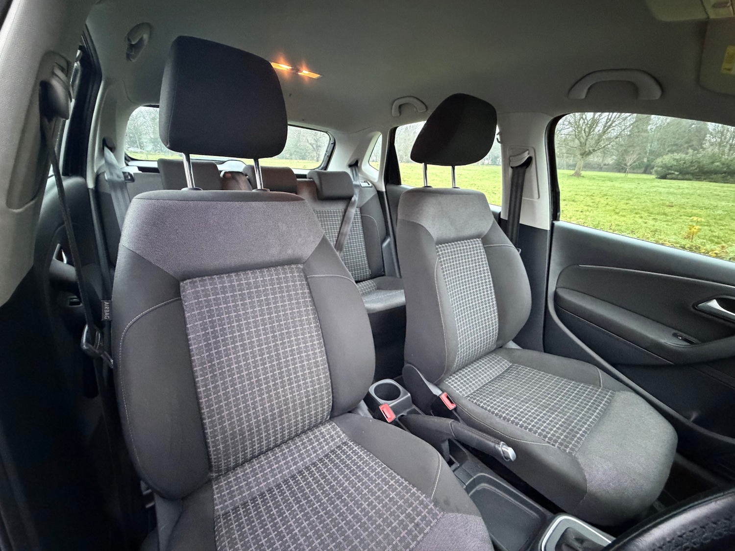 Used Volkswagen Polo 2015 for sale - 77251413: Photo 18