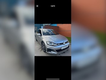 Volkswagen - Golf