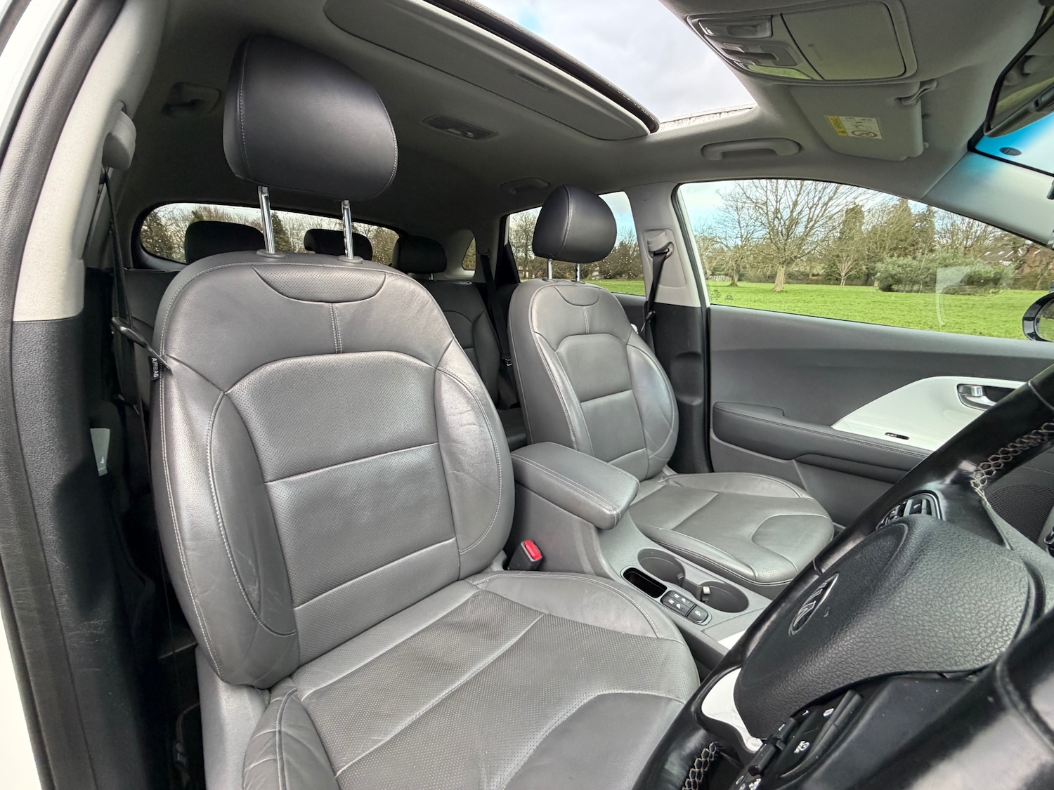 Used Kia Niro 2016 for sale - 77130555: Photo 19