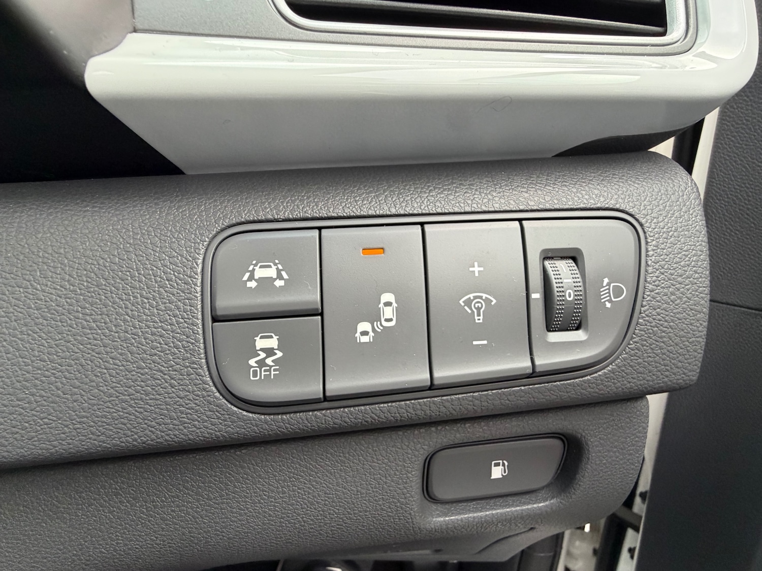 Used Kia Niro 2016 for sale - 77130555: Photo 24