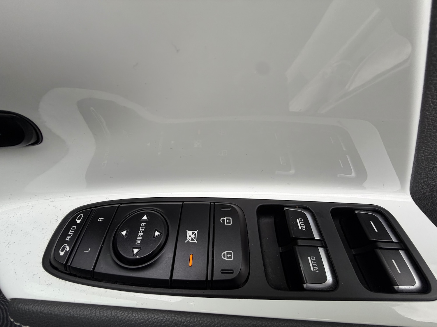 Used Kia Niro 2016 for sale - 77130555: Photo 27