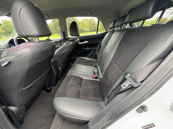 Used Toyota Auris 2010 for sale - 76082830: Photo 19