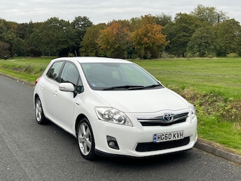 Used Toyota Auris 2010 for sale - 76082830: Photo 2