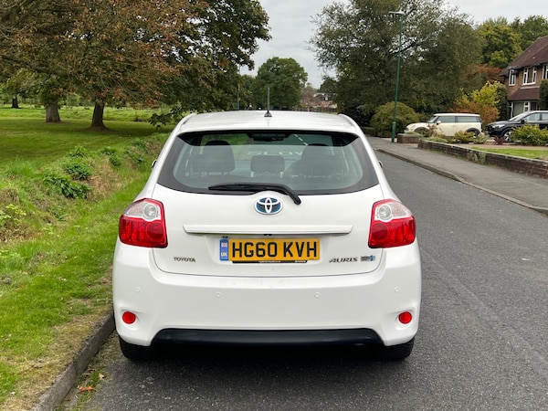 Used Toyota Auris 2010 for sale - 76082830: Photo 5