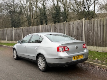 Used Volkswagen Passat 2009 for sale - 77039225: Photo