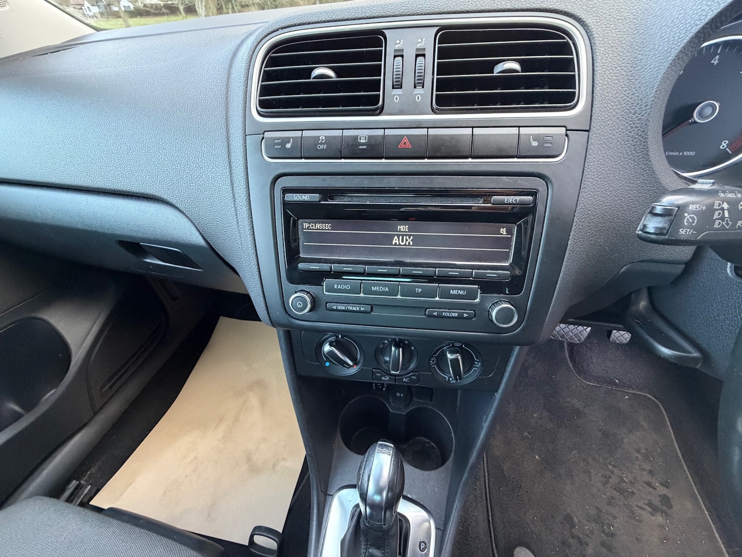 Used Volkswagen Polo 2012 for sale - 77129694: Photo 21