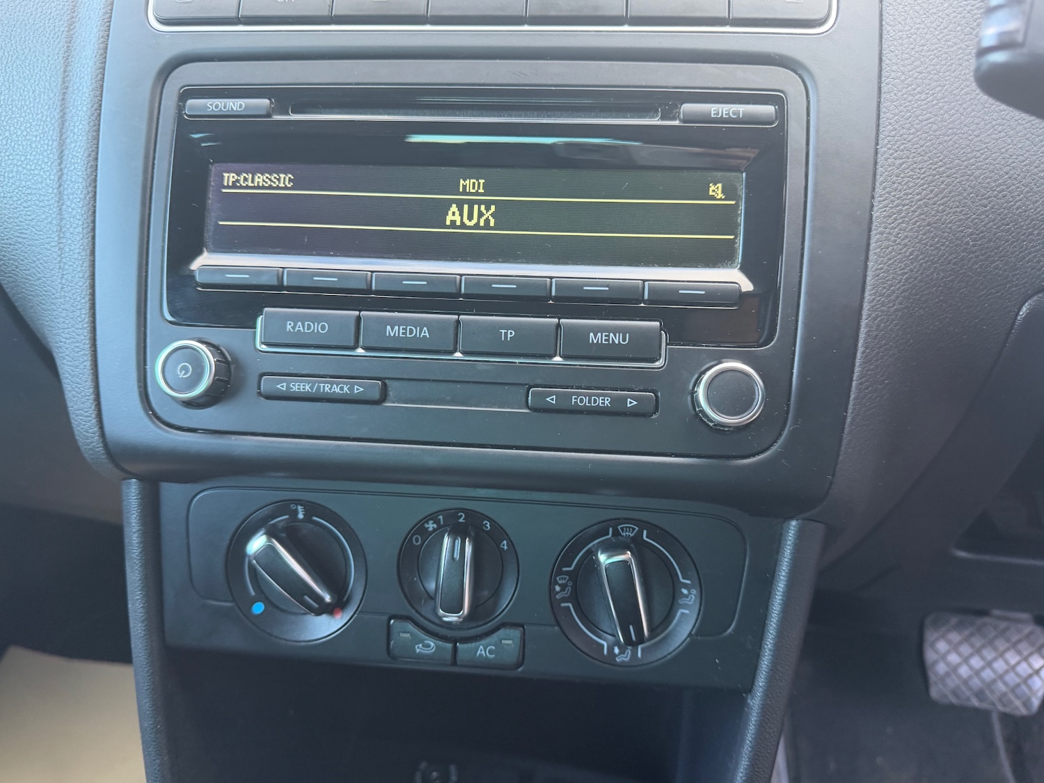 Used Volkswagen Polo 2012 for sale - 77129694: Photo 23