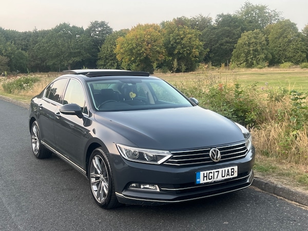 Used Volkswagen Passat 2017 for sale - 75629791: Photo 2