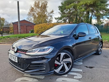 Used Volkswagen Golf 2018 for sale - 76904724: Photo