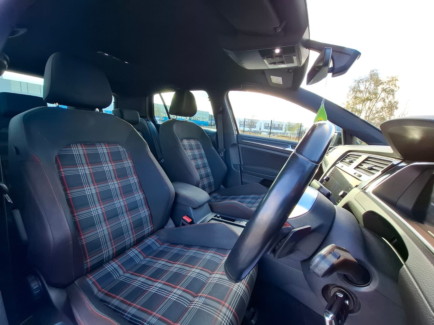 Used Volkswagen Golf 2018 for sale - 76904724: Photo 9