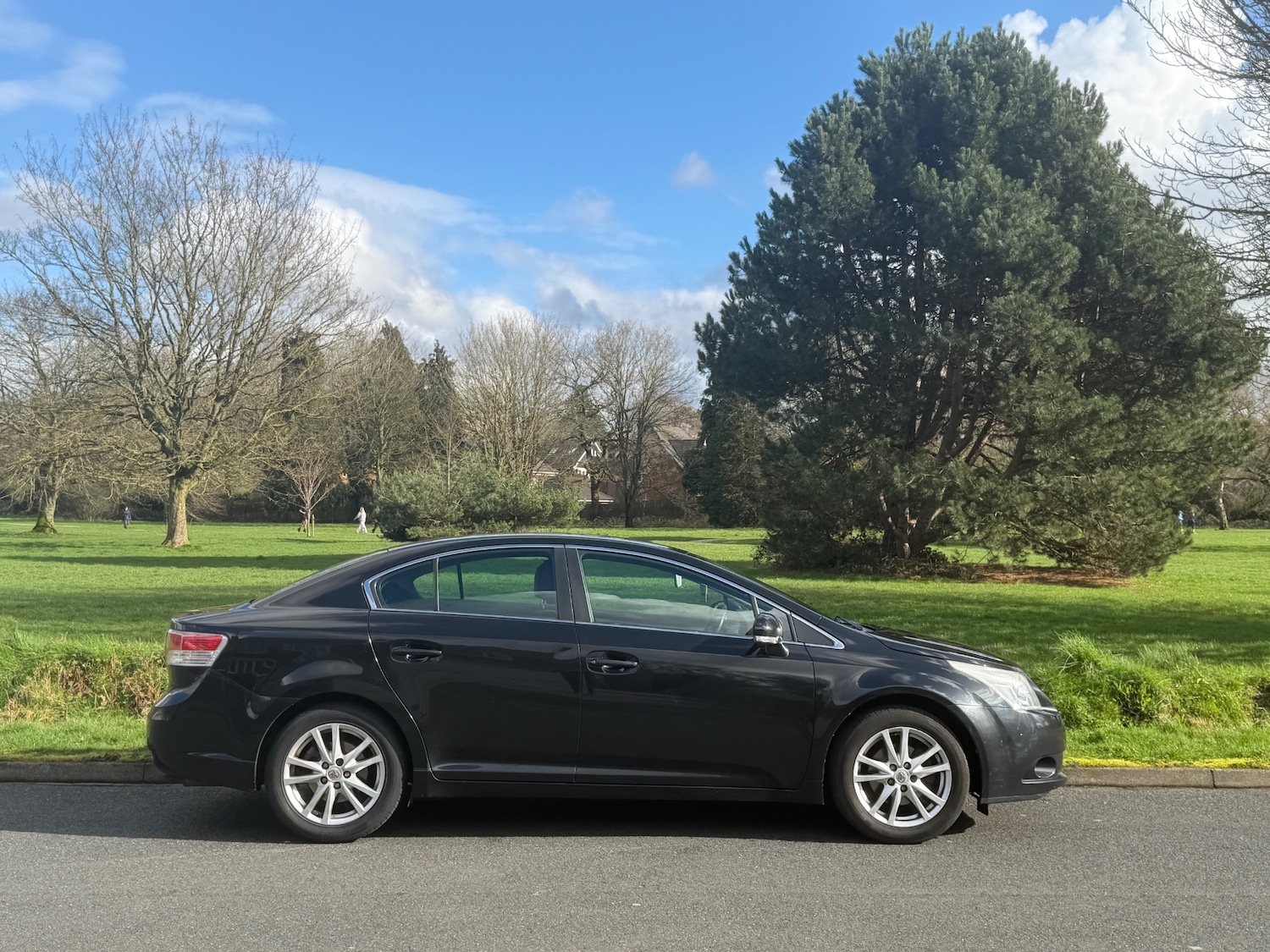 Used Toyota Avensis 2011 for sale - 77704345: Photo 4