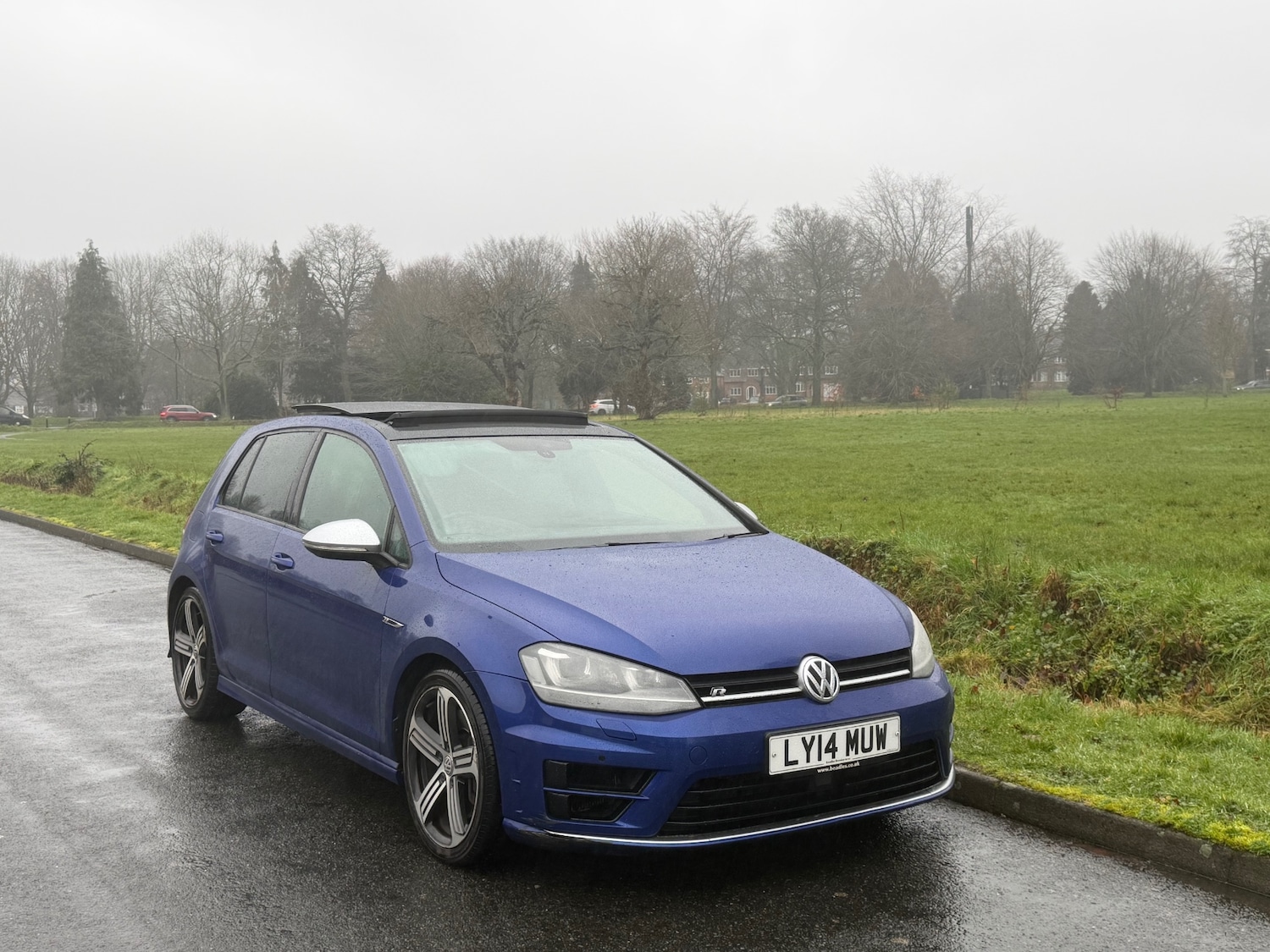 Used Volkswagen Golf 2014 for sale - 77452812: Photo 2