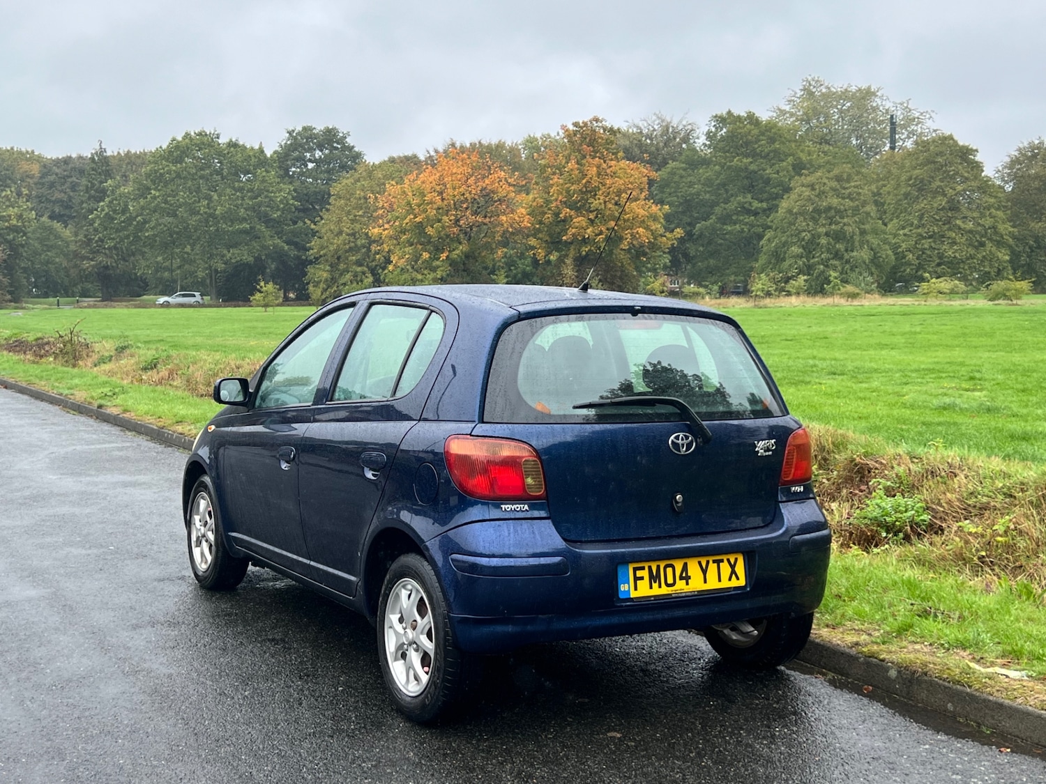 Used Toyota Yaris 2004 for sale - 76904521: Photo 10