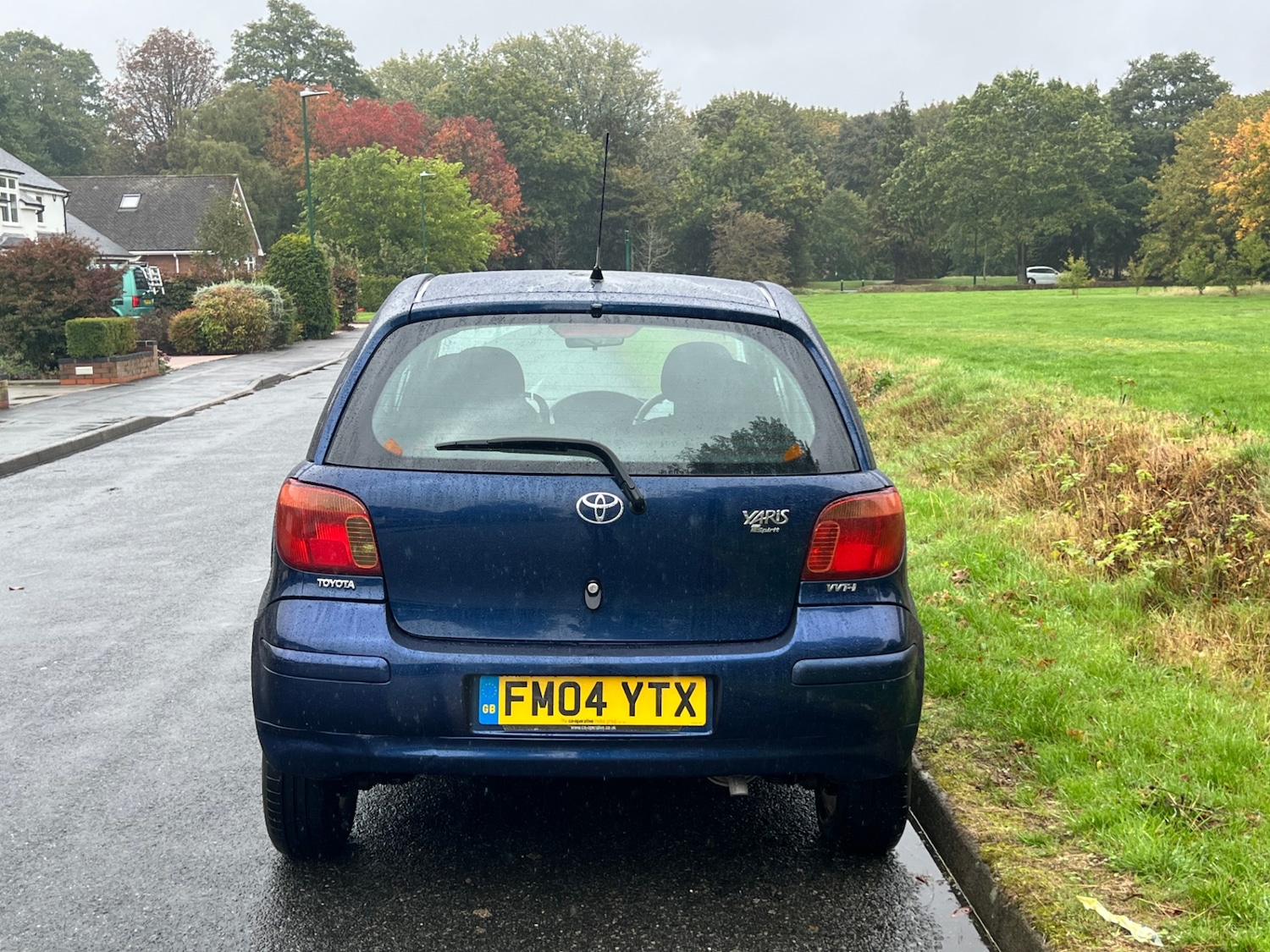 Used Toyota Yaris 2004 for sale - 76904521: Photo 11