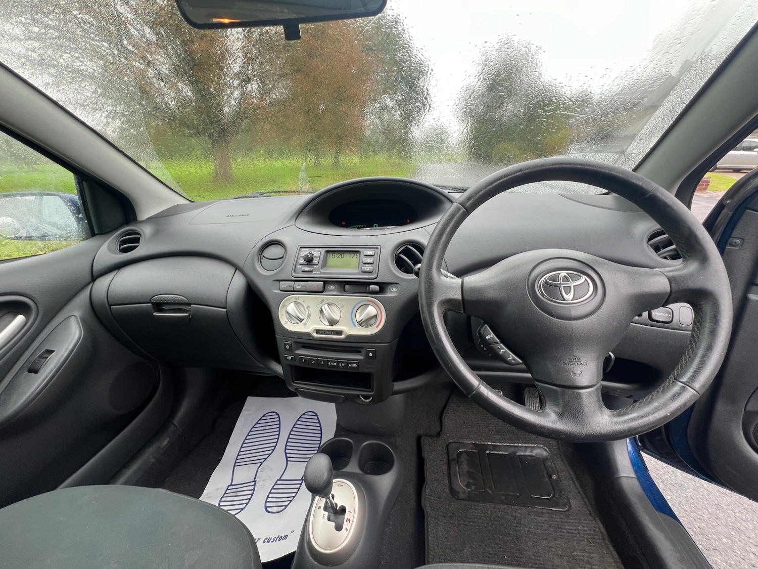 Used Toyota Yaris 2004 for sale - 76904521: Photo 17