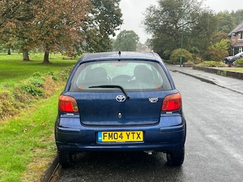 Used Toyota Yaris 2004 for sale - 76904521: Photo