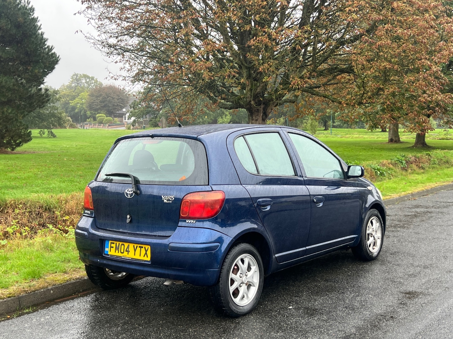 Used Toyota Yaris 2004 for sale - 76904521: Photo 6