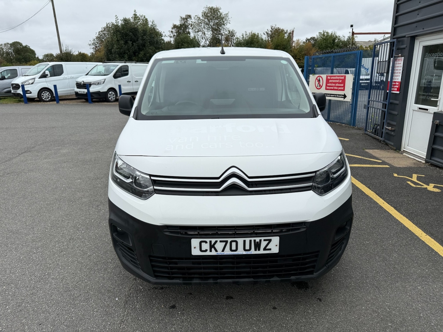 Used Citroen Berlingo 2020 for sale - 76193109: Photo 2