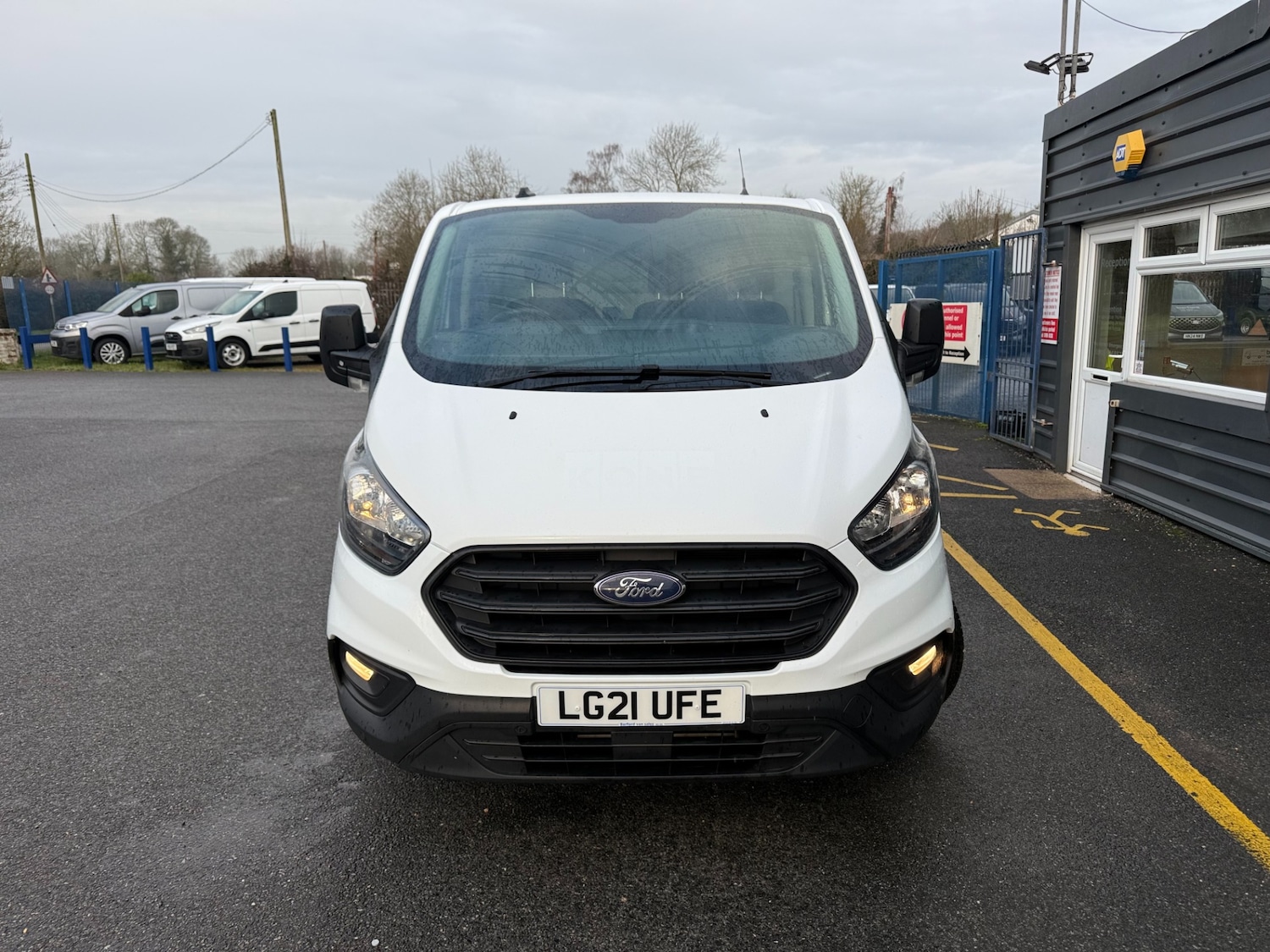 Used Ford Transit Custom 2021 for sale - 77245125: Photo 2