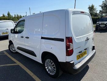 Used Citroen Berlingo 2020 for sale - 75595087: Photo
