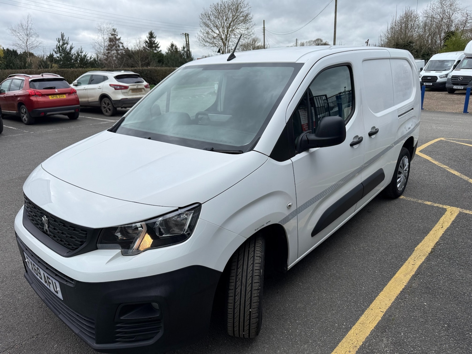 Used Peugeot Partner 2019 for sale - 78000604: Photo 3