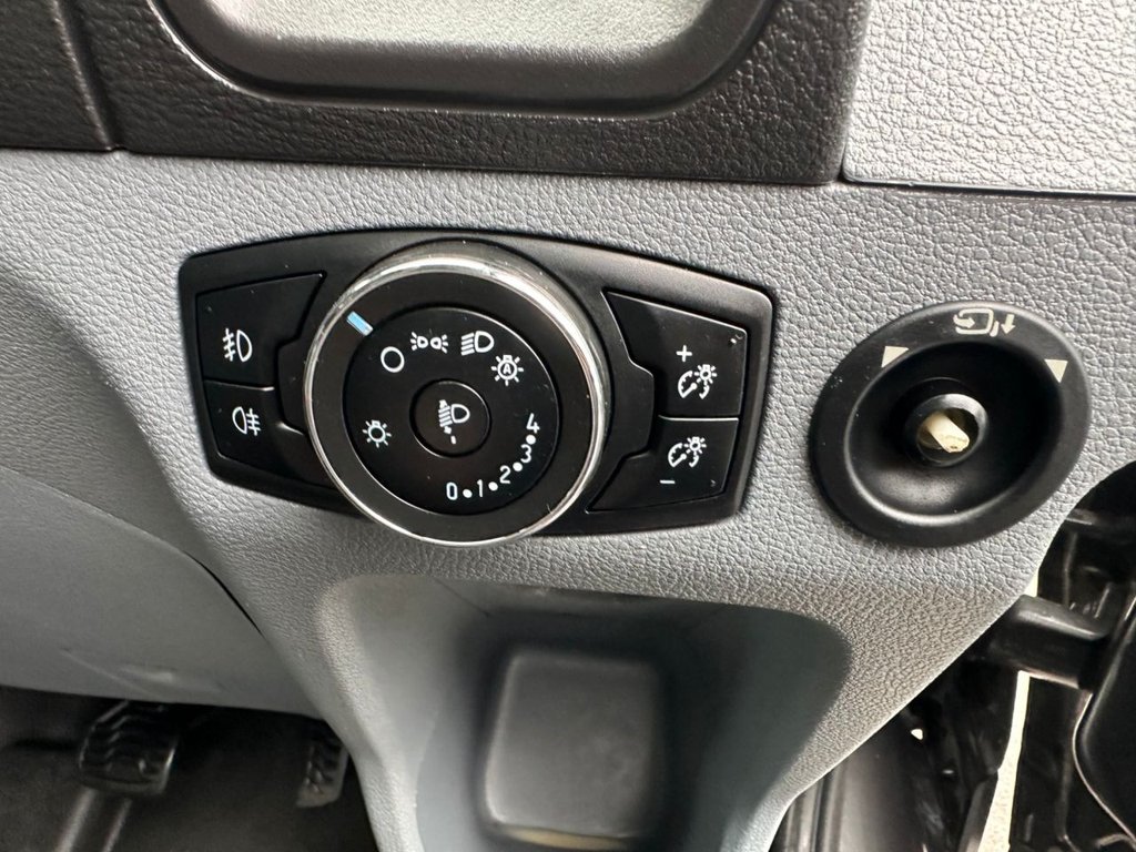 Used Ford Transit 2017 for sale - 77821029: Photo 24