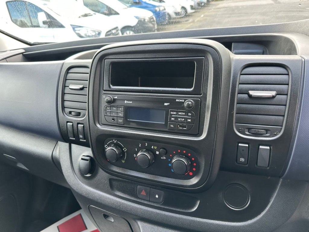 Used Vauxhall Vivaro 2016 for sale - 78083304: Photo 14
