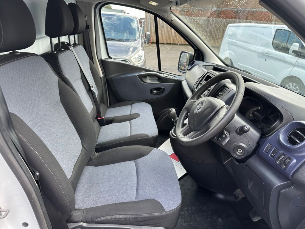 Used Vauxhall Vivaro 2016 for sale - 78083304: Photo 18