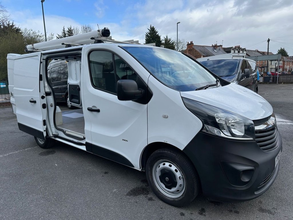 Used Vauxhall Vivaro 2016 for sale - 78083304: Photo 3