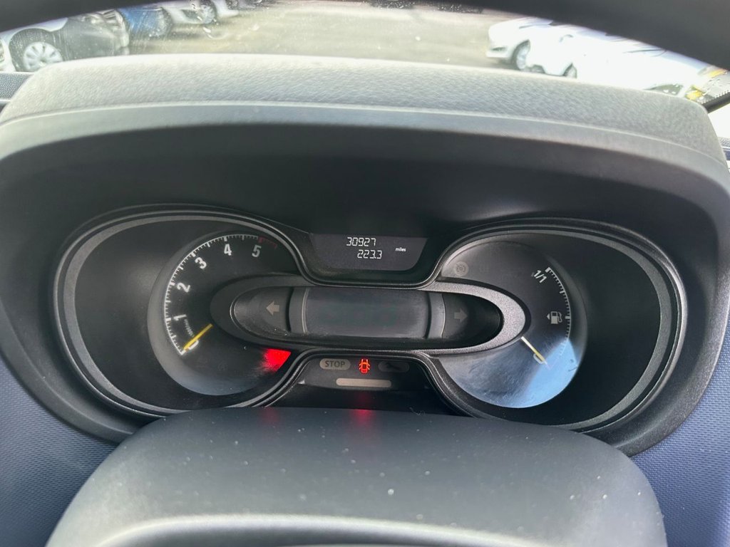 Used Vauxhall Vivaro 2016 for sale - 78083304: Photo 9