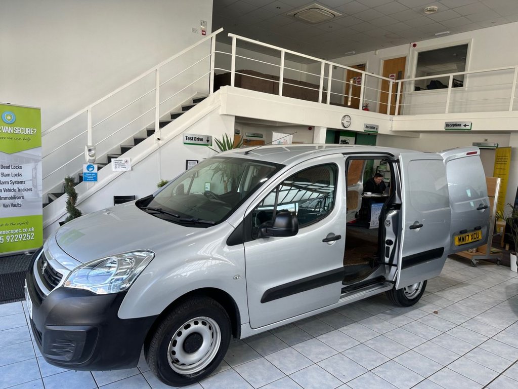 Used Peugeot Partner 2017 for sale - 74184043: Photo 1