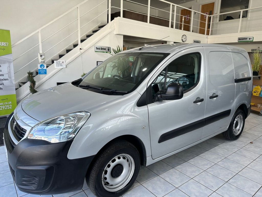 Used Peugeot Partner 2017 for sale - 74184043: Photo 11