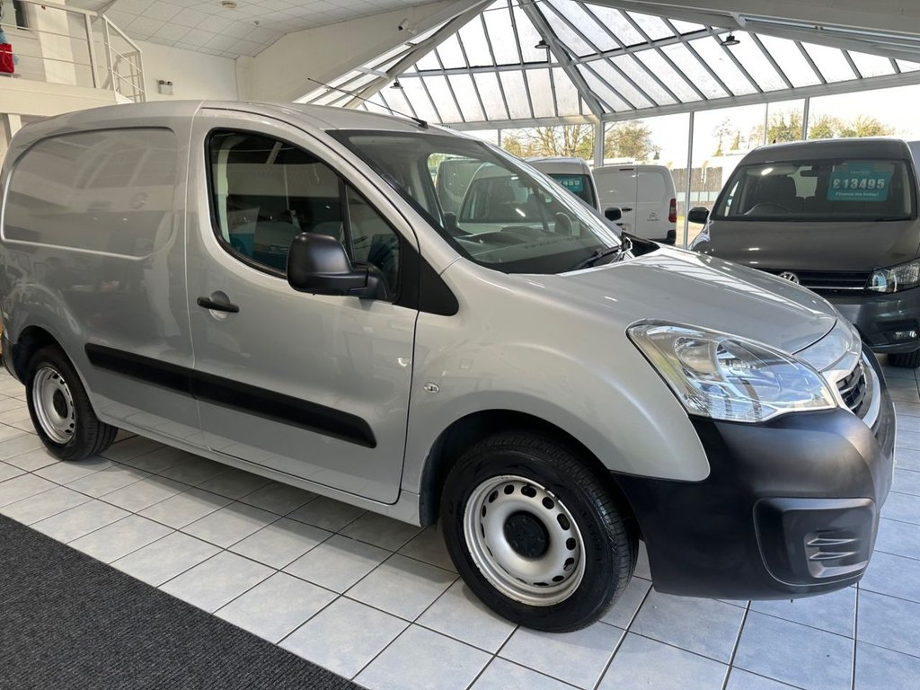 Used Peugeot Partner 2017 for sale - 74184043: Photo 8