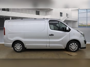 Used Vauxhall Vivaro 2015 for sale - 76317129: Photo