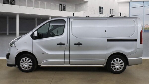 Used Vauxhall Vivaro 2015 for sale - 76317129: Photo 4