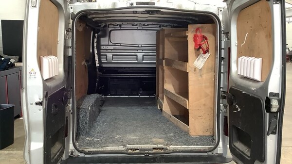 Used Vauxhall Vivaro 2015 for sale - 76317129: Photo 7