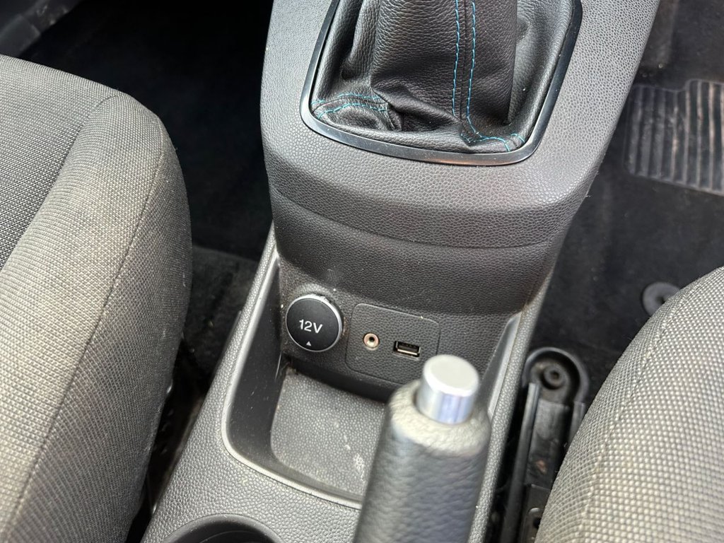 Used Ford Fiesta Van 2016 for sale - 77720017: Photo 17