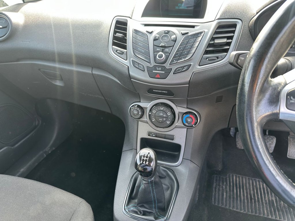 Used Ford Fiesta Van 2016 for sale - 77720017: Photo 23