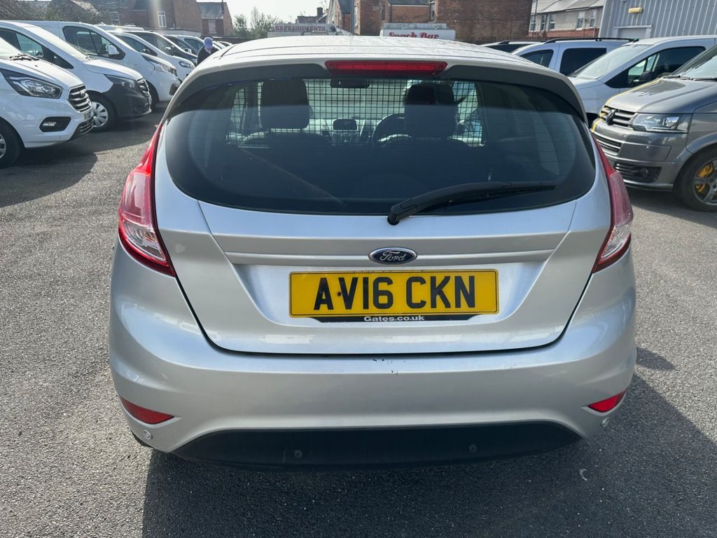 Used Ford Fiesta Van 2016 for sale - 77720017: Photo 5