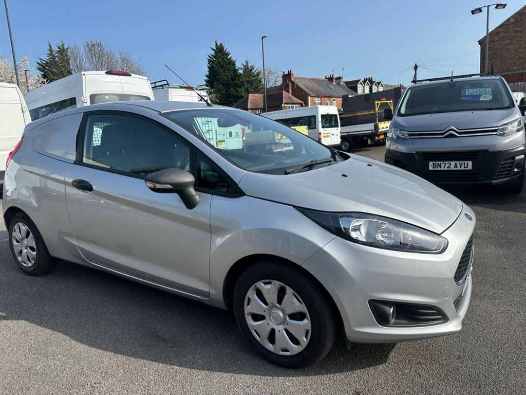 Used Ford Fiesta Van 2016 for sale - 77720017: Photo 8
