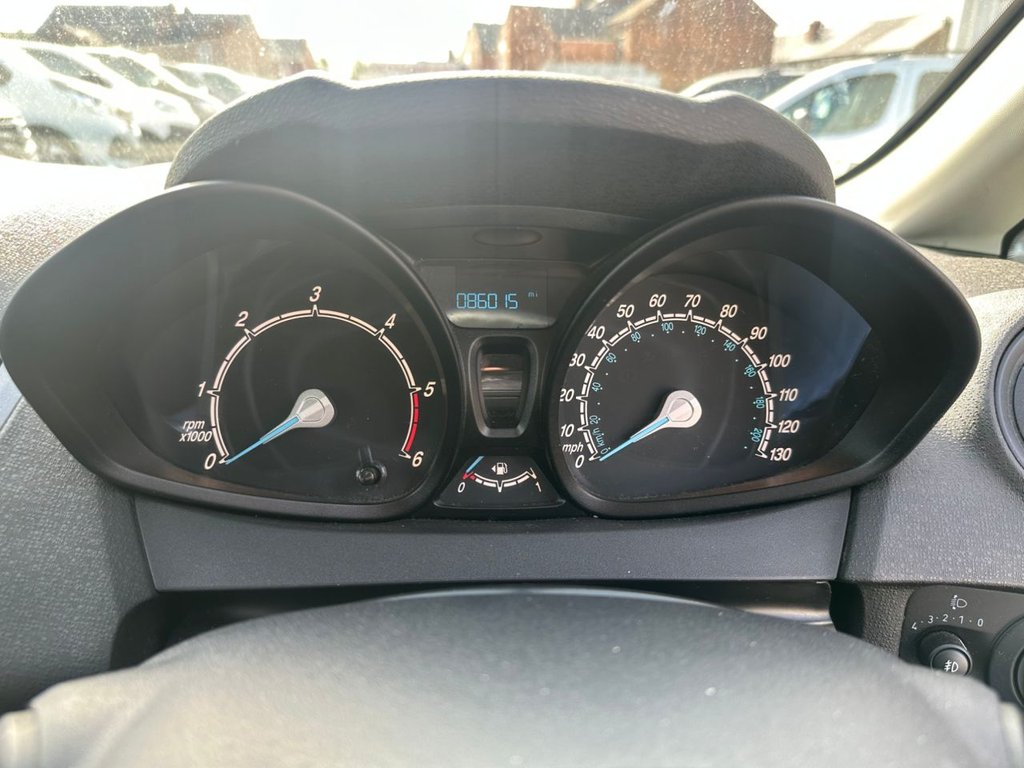 Used Ford Fiesta Van 2016 for sale - 77720017: Photo 9