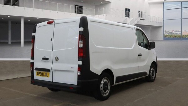 Used Vauxhall Vivaro 2019 for sale - 75122220: Photo 11