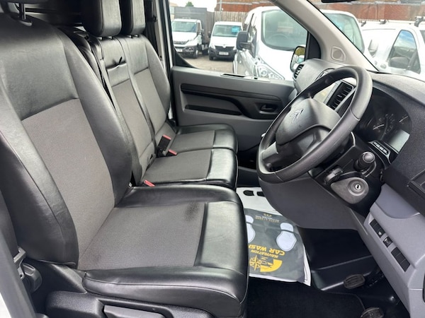 Used Citroen Dispatch 2020 for sale - 76203081: Photo 20