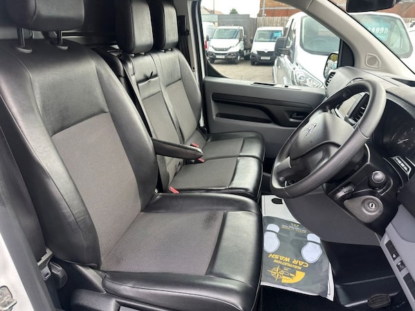 Used Citroen Dispatch 2020 for sale - 76203081: Photo 24