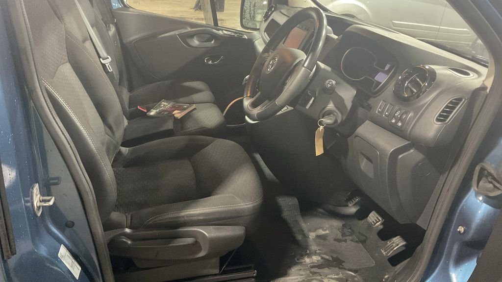 Used Vauxhall Vivaro 2019 for sale - 76670562: Photo 11
